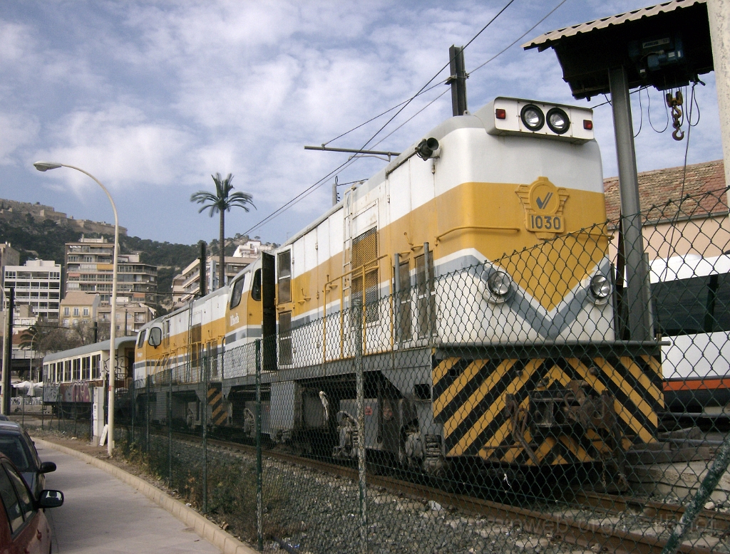 1446-0026-240108.jpg - FGV 1030 "Ifach" + 1032 "Montgó" / La Marina 24.1.2008