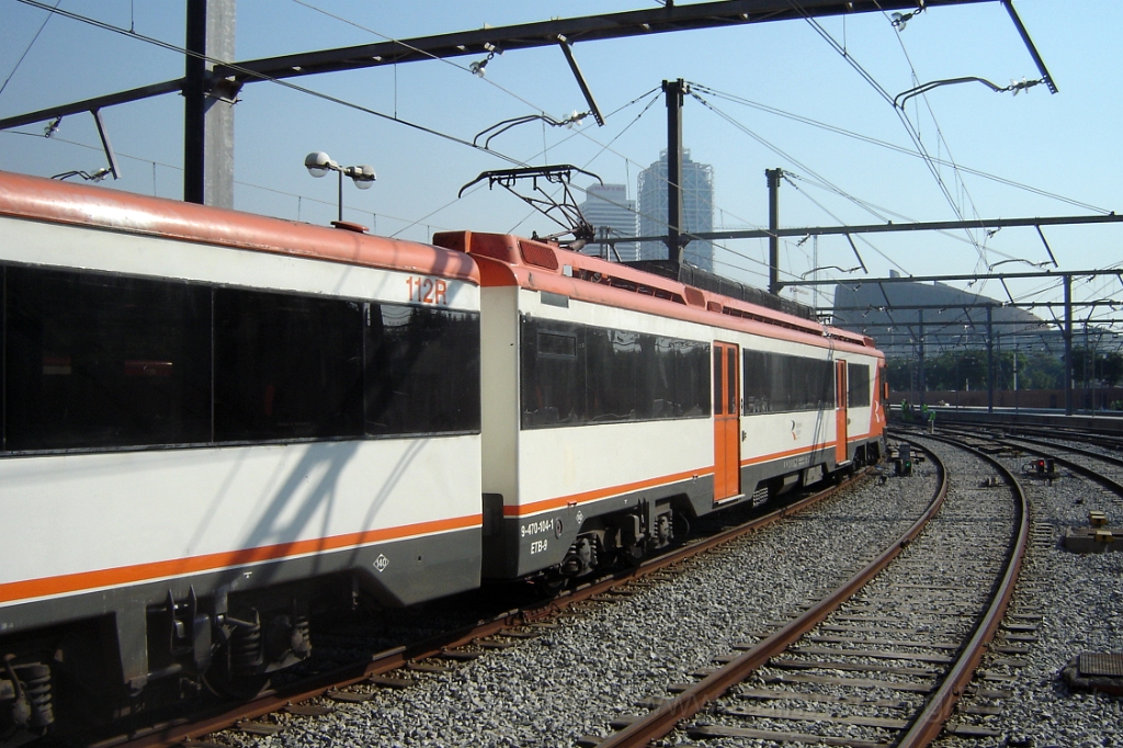 1100-0012-220905.jpg - Renfe 470.104-1 / Barcelona - Estació de França 22.9.2005