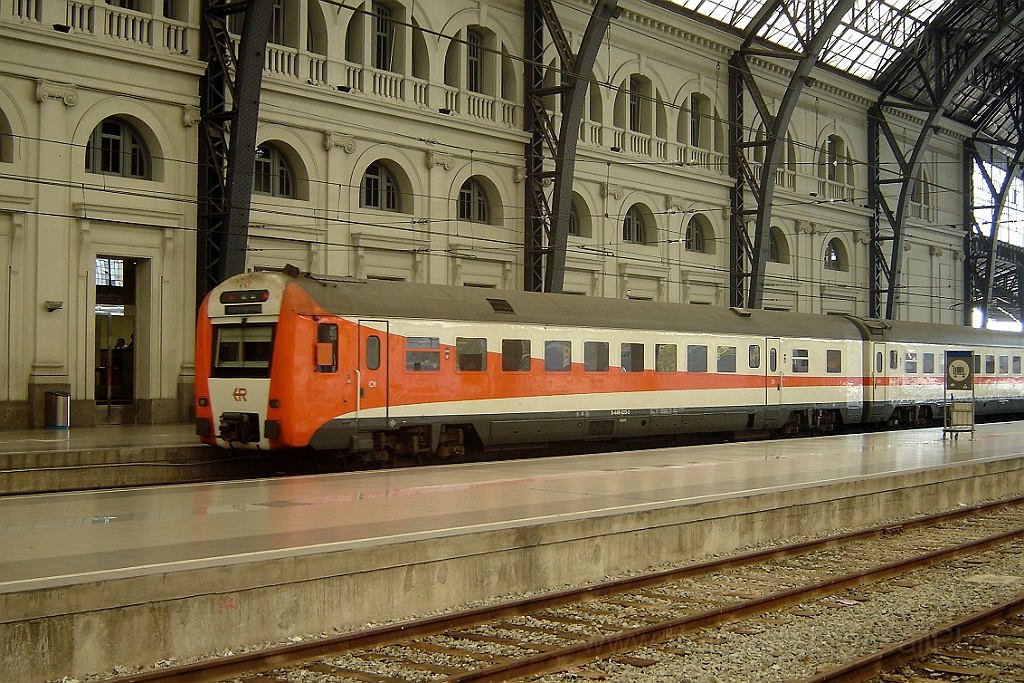1100-0014-220905.jpg - Renfe 448.023-2 / Barcelona - Estació de França 22.9.2005