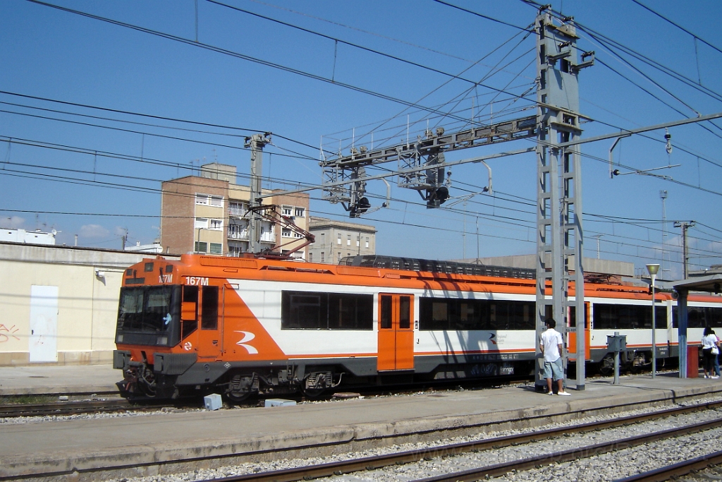1101-0038-220905.jpg - Renfe 470.167-8 / Sant Vicenç de Calders 22.9.2005
