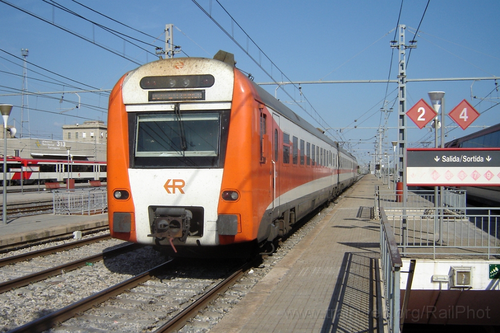 1102-0019-220905.jpg - Renfe 448.029-9 / Sant Vicenç de Calders 22.9.2005