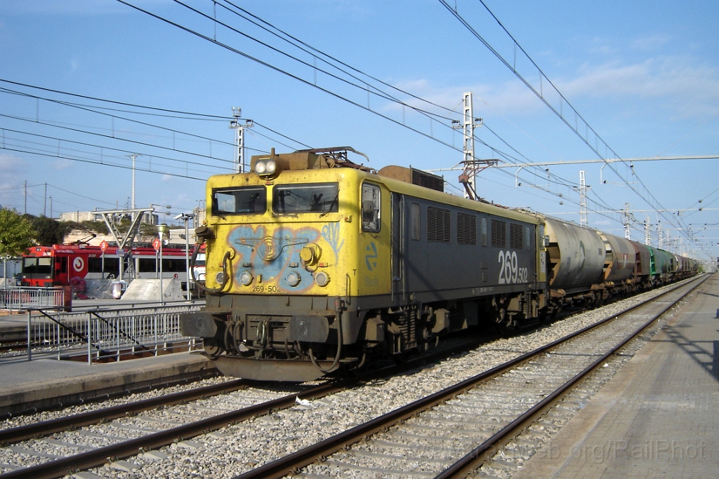 1103-0034-220905.jpg - Renfe 269.502-1 / Sant Vicenç de Calders 22.9.2005