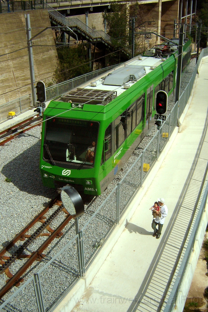 1104-0035-230905.jpg - FGC AM 5 / AM5.1 "Les Agulles" / Montserrat 23.9.2005