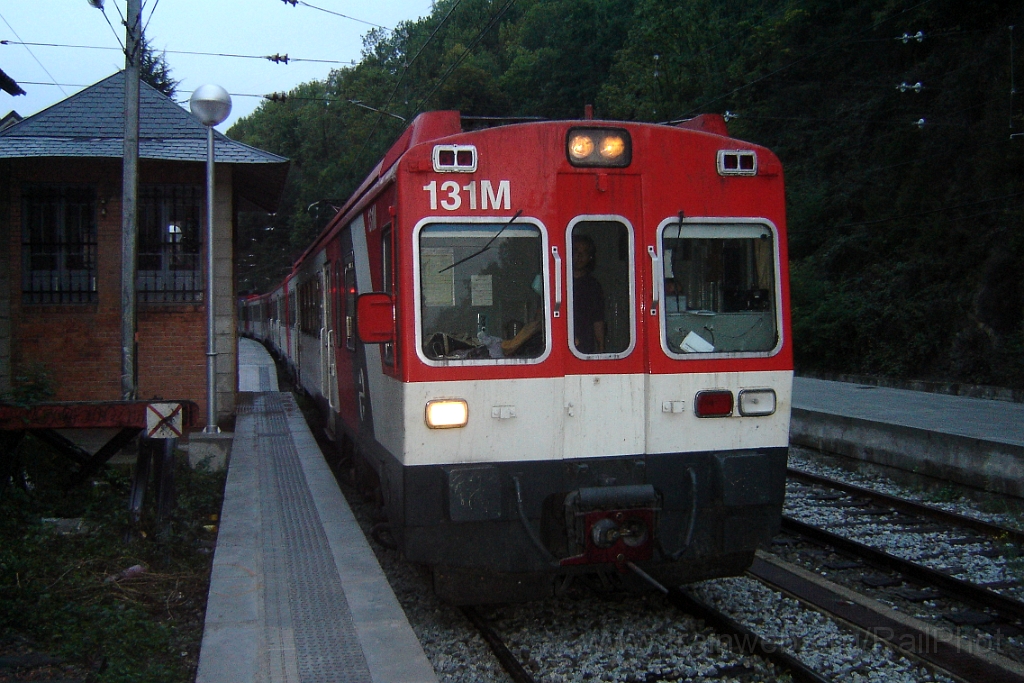 1107-0037-240905.jpg - Renfe 440.131-1 / Ribes de Freser 24.9.2005
