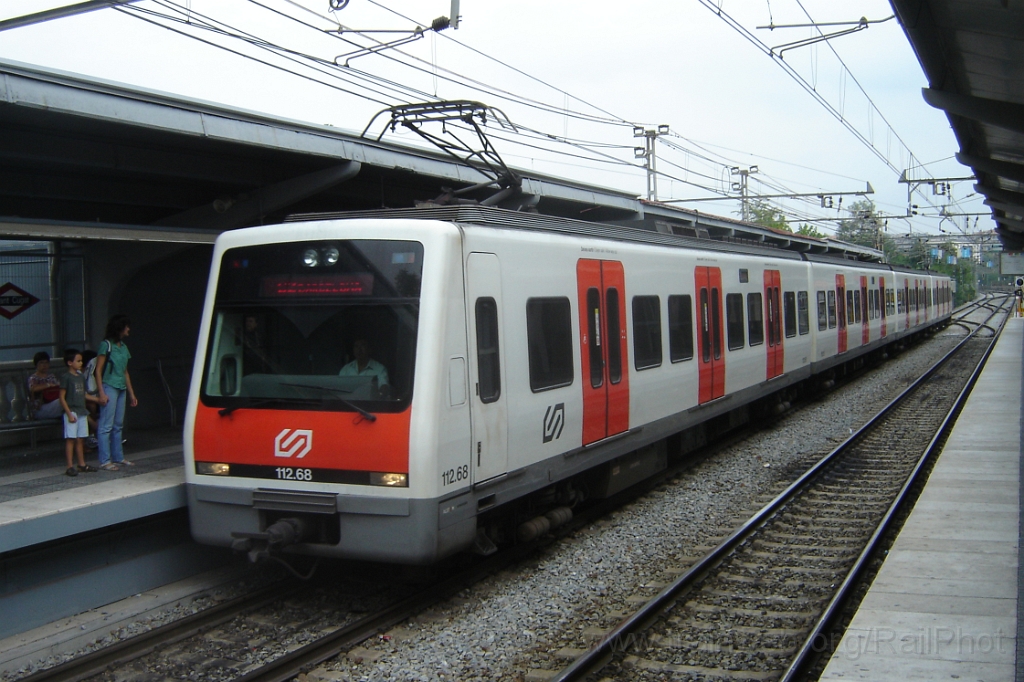 1108-0025-250905.jpg - FGC 112.68 / Sant Cugat 25.9.2005