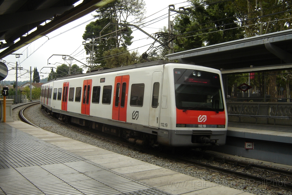 1108-0033-250905.jpg - FGC 112.19 / Sant Cugat 25.9.2005