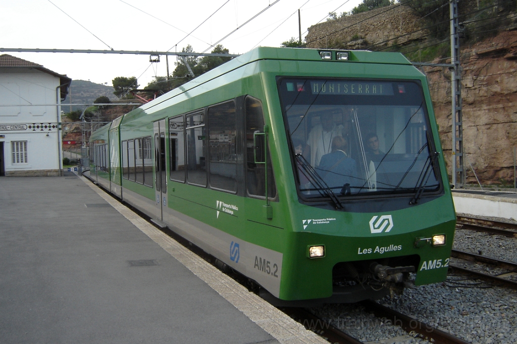 1126-0045-301005.jpg - FGC AM 5 / AM5.2 "Les Agulles" / Monistrol de Montserrat 30.10.2005