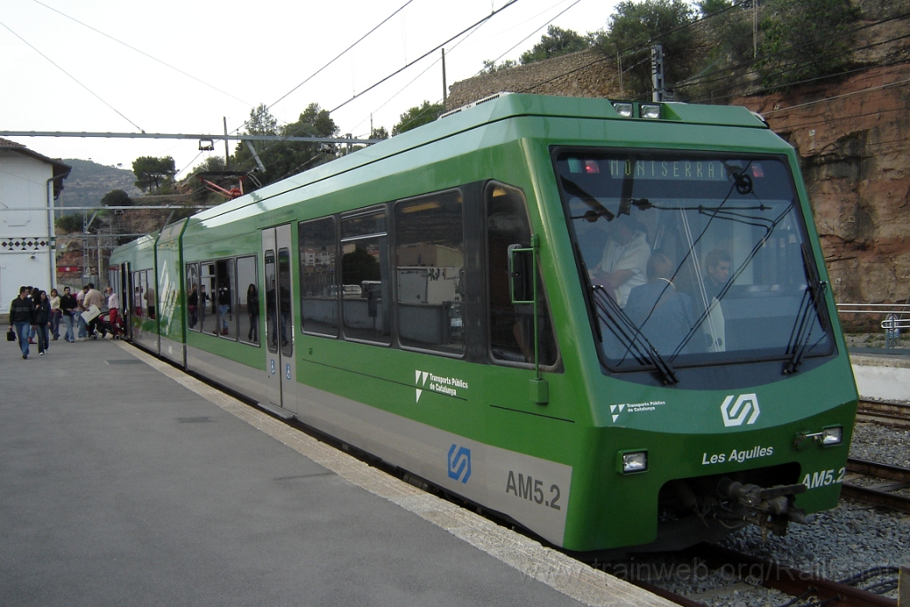 1126-0047-301005.jpg - FGC AM 5 / AM5.2 "Les Agulles" / Monistrol de Montserrat 30.10.2005