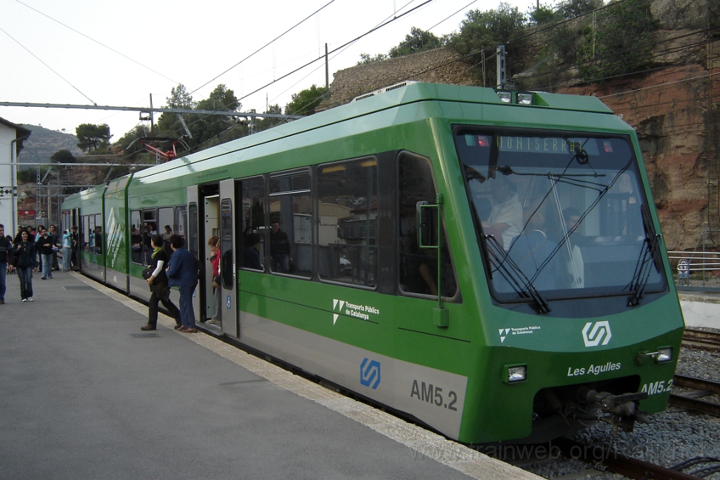 1126-0048-301005.jpg - FGC AM 5 / AM5.2 "Les Agulles" / Monistrol de Montserrat 30.10.2005