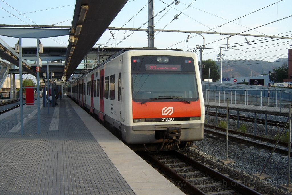 1127-0007-301005.jpg - FGC 213.20 / Martorell Enllaç 30.10.2005