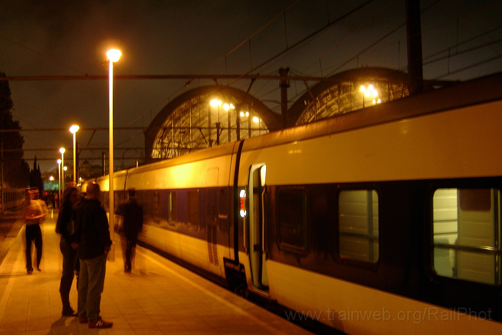 1127-0048-301005.jpg - Barcelona - Estació de França 30.10.2005