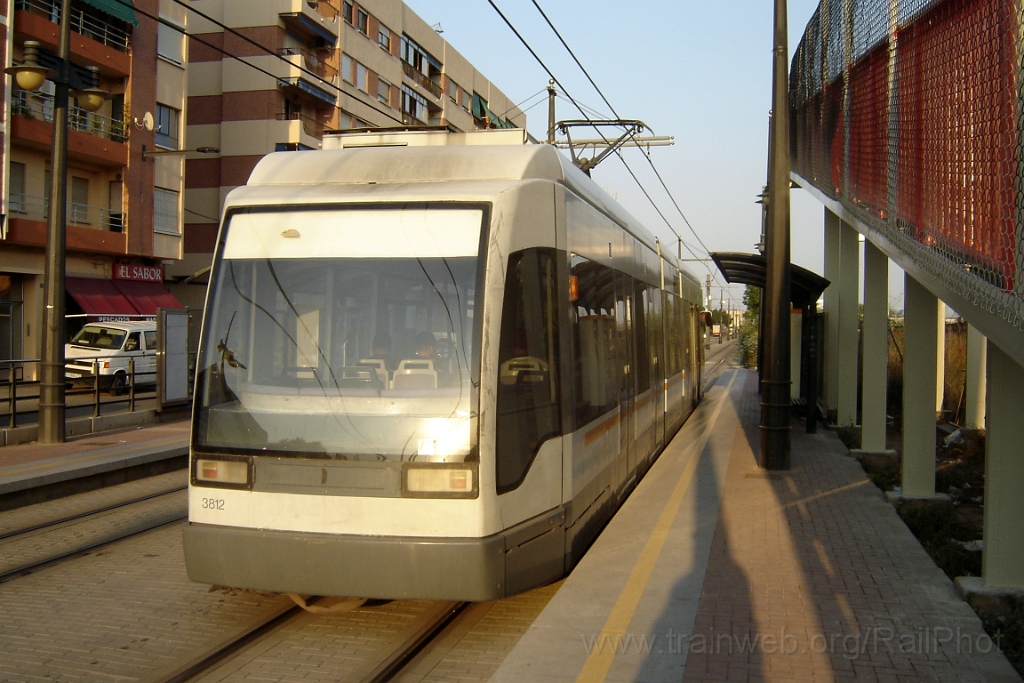 1069-0024-130705.jpg - FGV 3812 / Sant Joan 13.7.2005