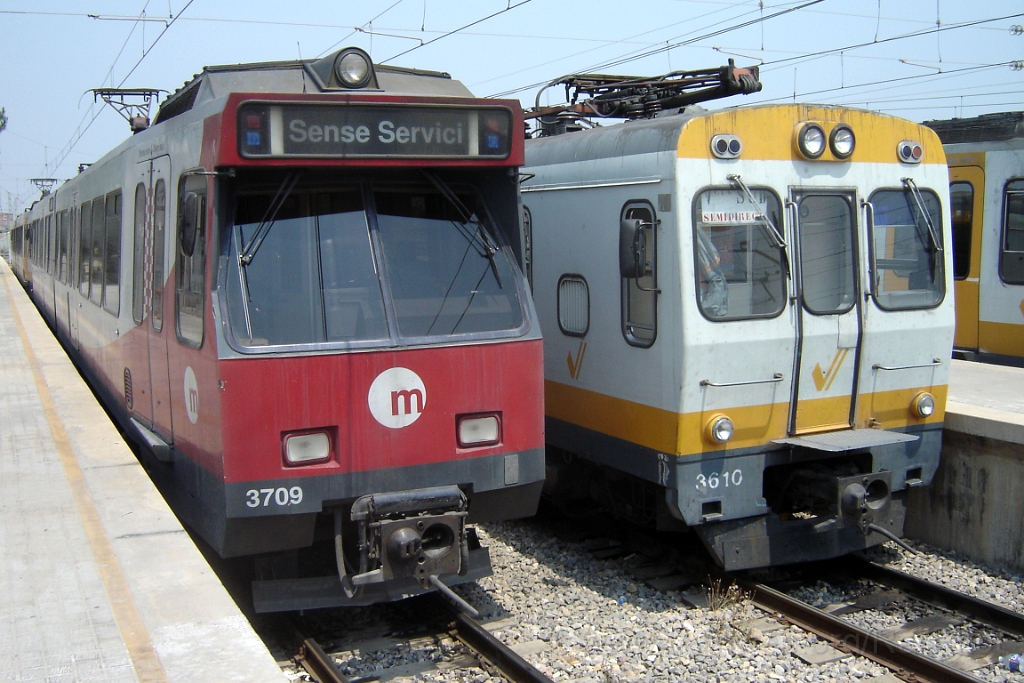 1076-0009-230705.jpg - FGV 3709 + 3610 / València - Sud 23.7.2005