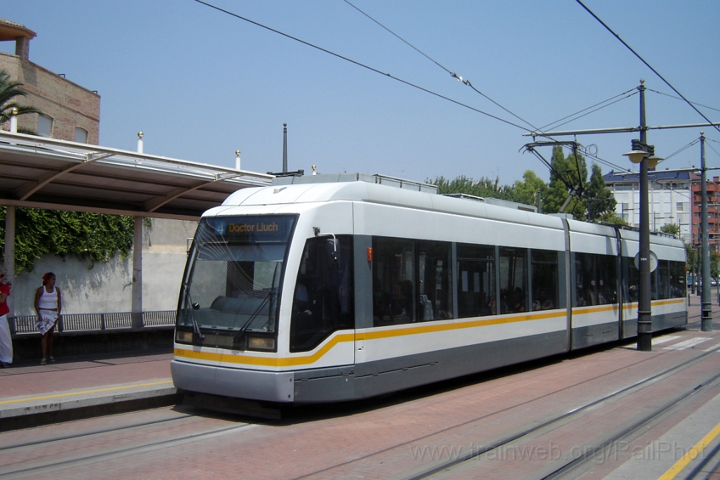 1076-0026-240705.jpg - FGV 3823 / Pont de Fusta 24.7.2005