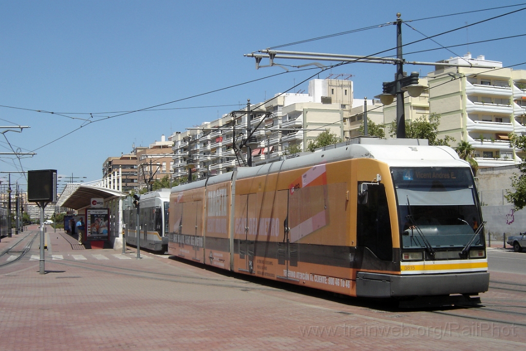 1076-0032-290705.jpg - FGV 3815 "Targeta gent major" / Pont de Fusta 29.7.2005