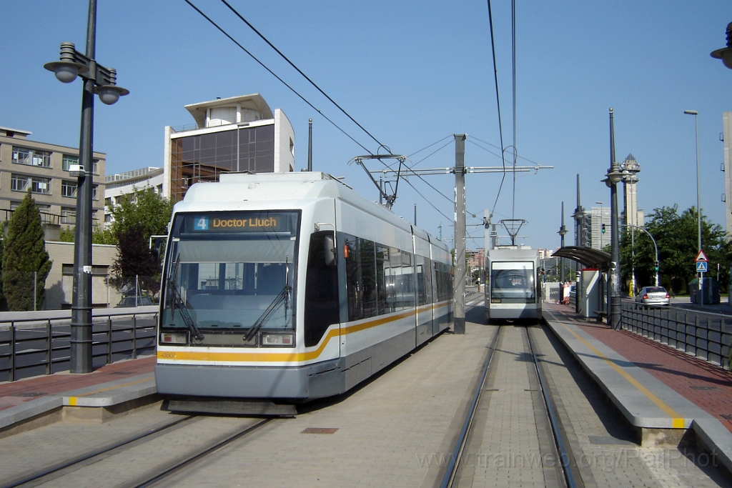 1083-0023-070805.jpg - FGV 3822 + 3819 / Vincent Andres Estellés 7.8.2005