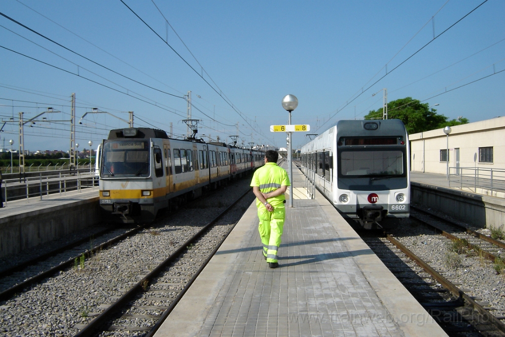 1482-0047-280508.jpg - FGV 3733 + 6602 / València - Sud 28.5.2008