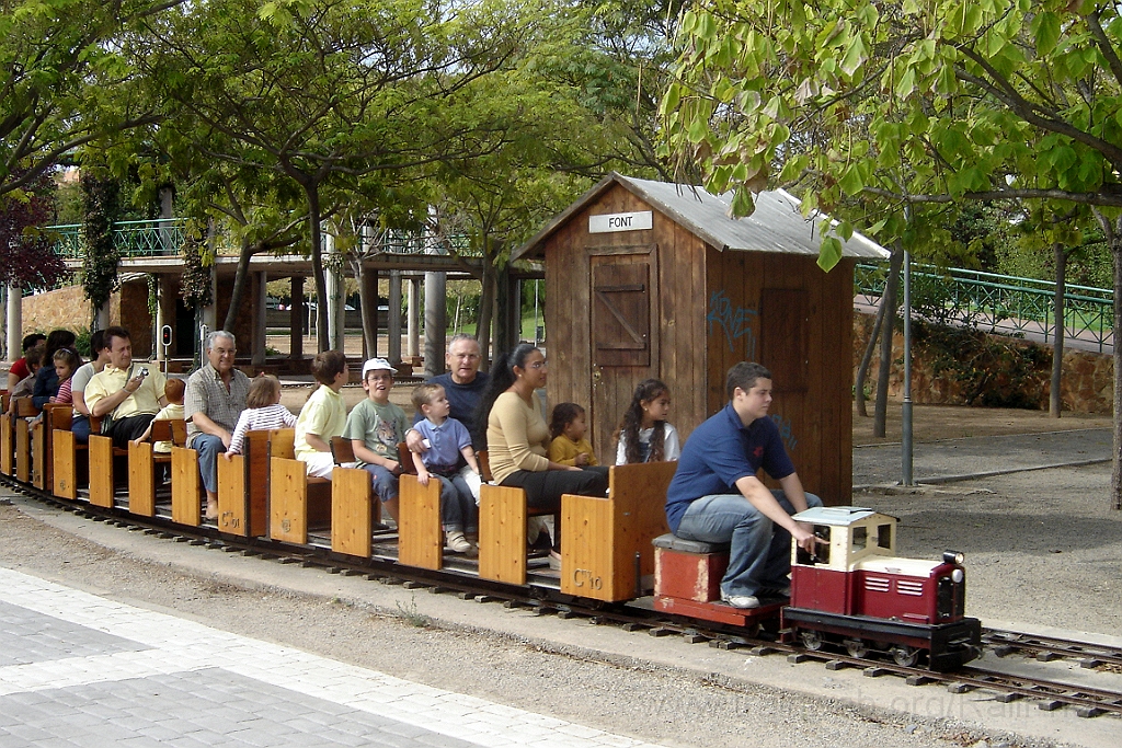 1110-0023-021005.jpg - FG No.13 / Font 2.10.2005