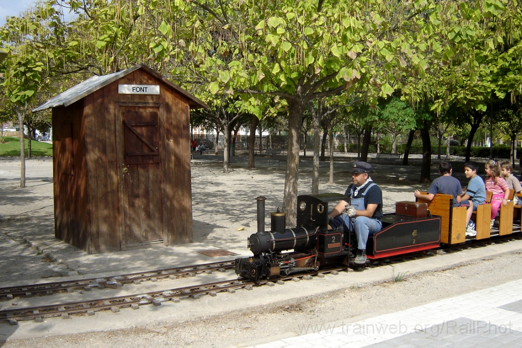 1110-0044-021005.jpg - FG No.2 "Romulus" / Font 2.10.2005