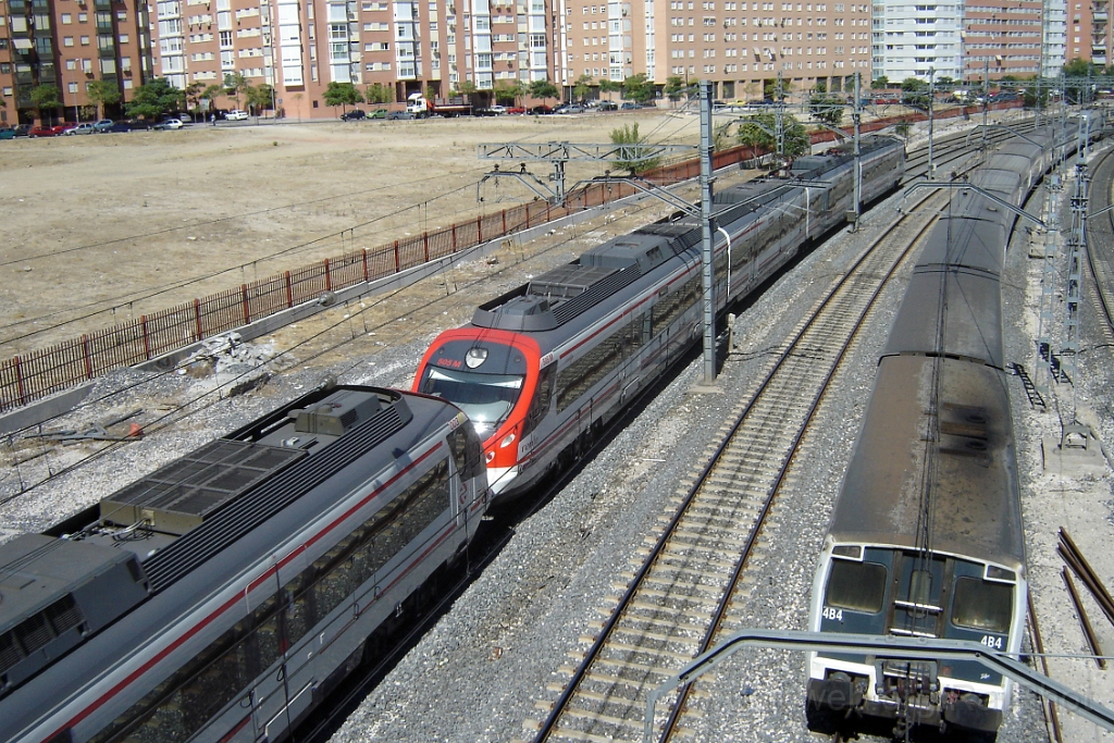 1096-0034-190905.jpg - Renfe 464.505-7 / Villaverde Bajo 19.9.2005