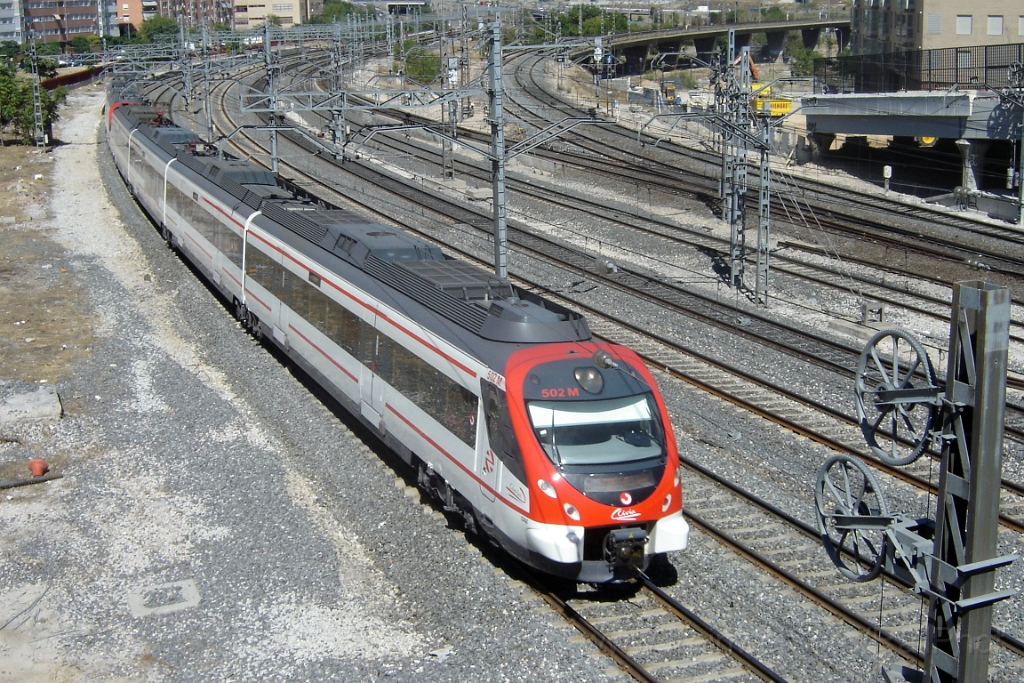 1097-0006-190905.jpg - Renfe 464.502-4 / Villaverde Bajo 19.9.2005