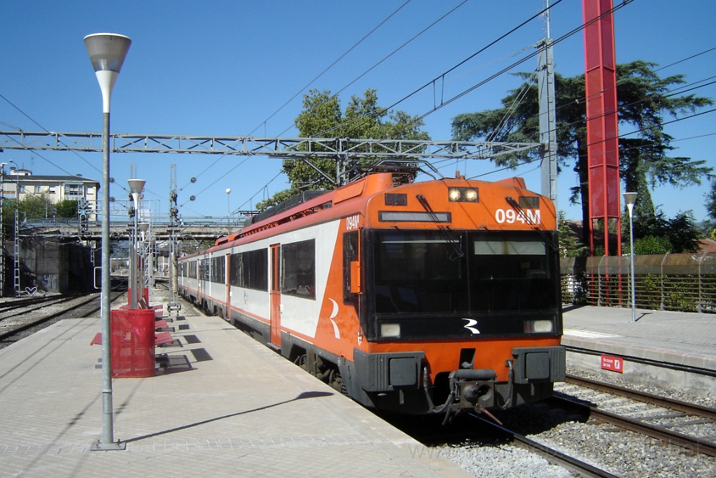 1098-0025-200905.jpg - Renfe 470.094-4 / Villalba 20.9.2005