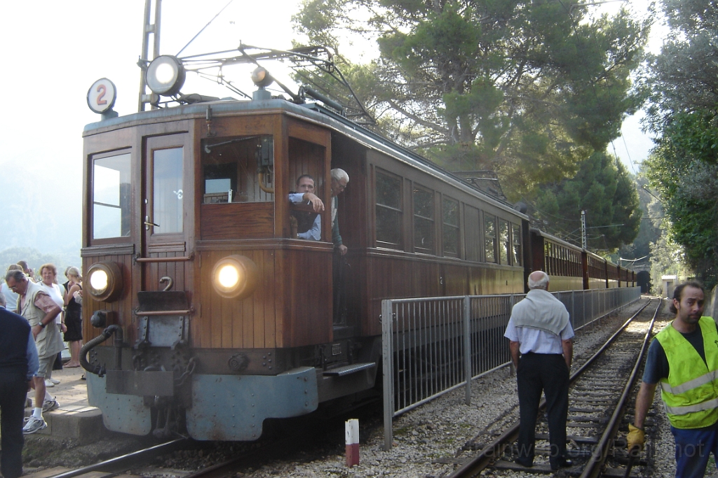 1116-0010-211005.jpg - FdS AAB 2 / Mirador Pujol de'n Banya 21.10.2005