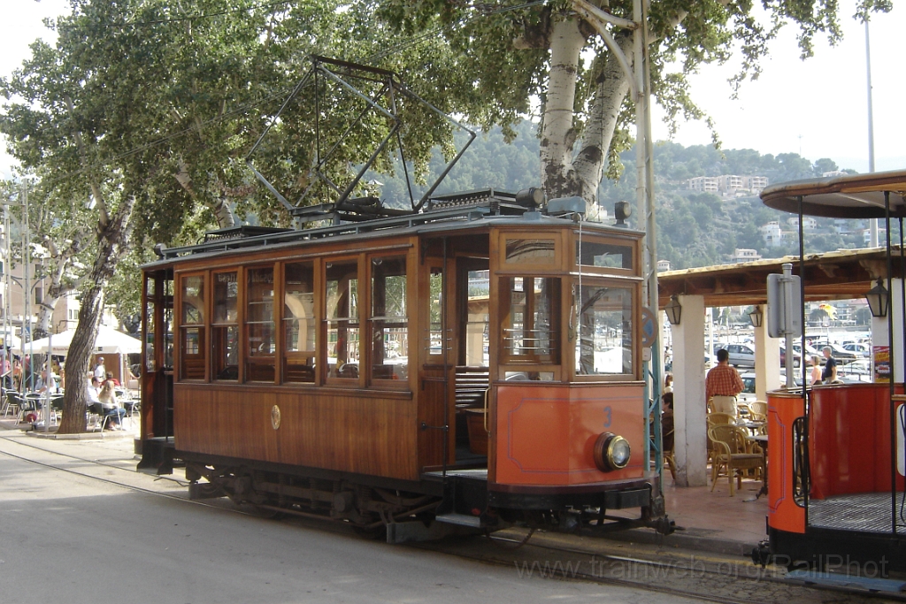 1118-0008-211005.jpg - FdS No.3 / Puerto de Sóller 21.10.2005