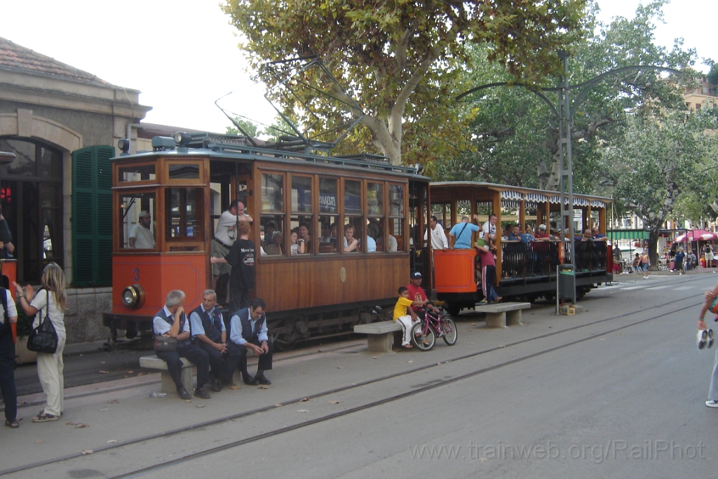 1121-0034-231005.jpg - FdS No.3 / Puerto de Sóller 23.10.2005