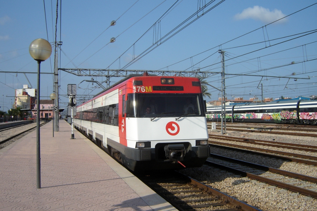 1073-0020-210705.jpg - Renfe 447.176-9 / Sagunt 21.7.2005