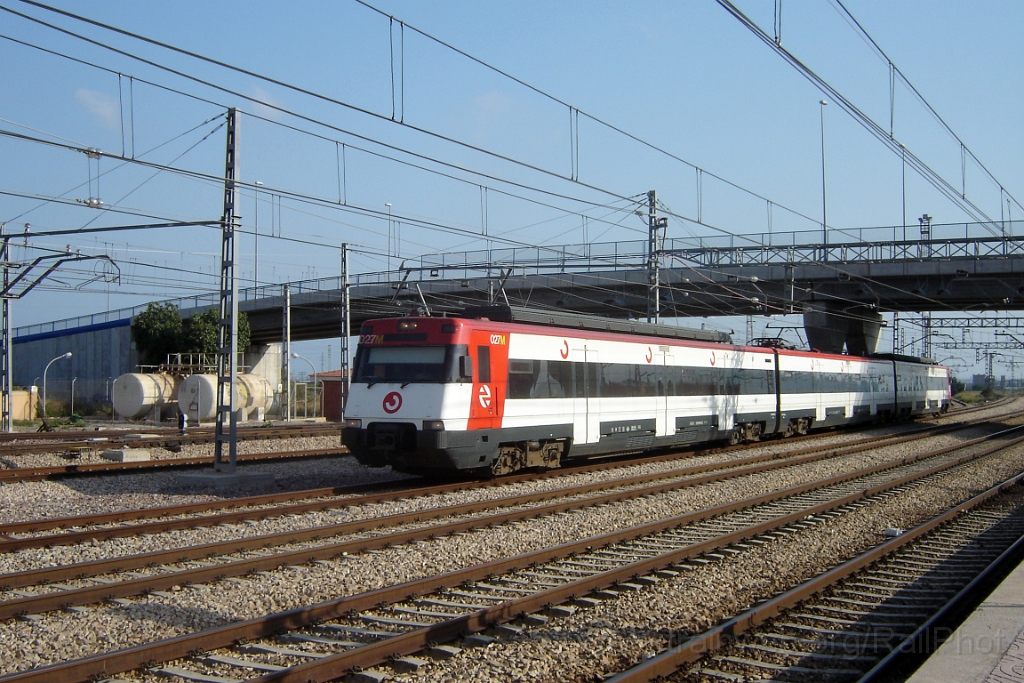 1073-0029-210705.jpg - Renfe 447.027-4 / Sagunt 21.7.2005