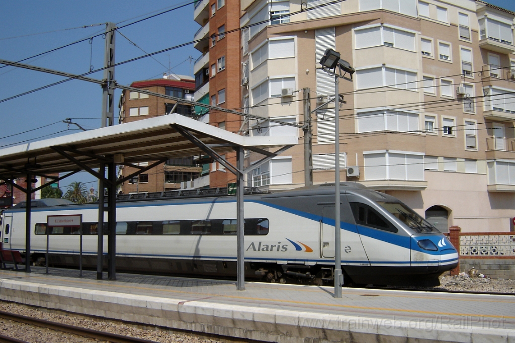 1074-0049-220705.jpg - Renfe 490.008-0 / Silla 22.7.2005