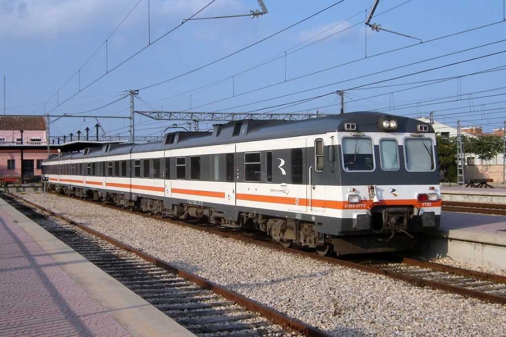 1079-0003-020805.jpg - Renfe 592.077-2 / Sagunt 2.8.2005