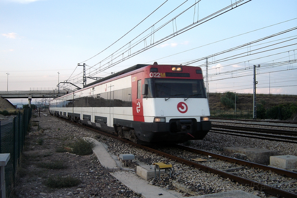 1084-0001-110805.jpg - Renfe 447.022-5 / Massalfassar - Albuixent 11.8.2005