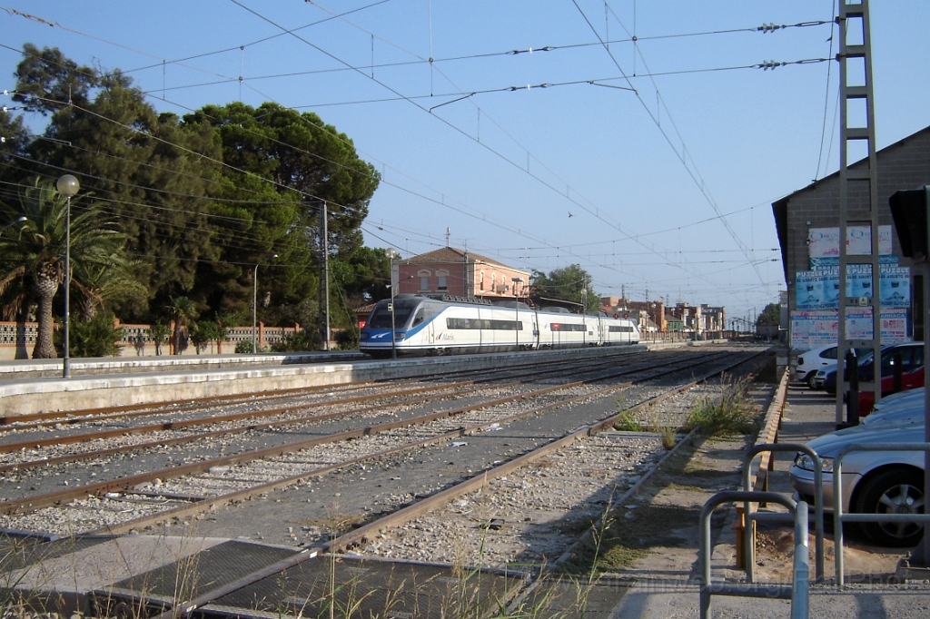 1088-0001-250805.jpg - Renfe 490.203-7 / Benifaió - Almussafes 25.8.2005