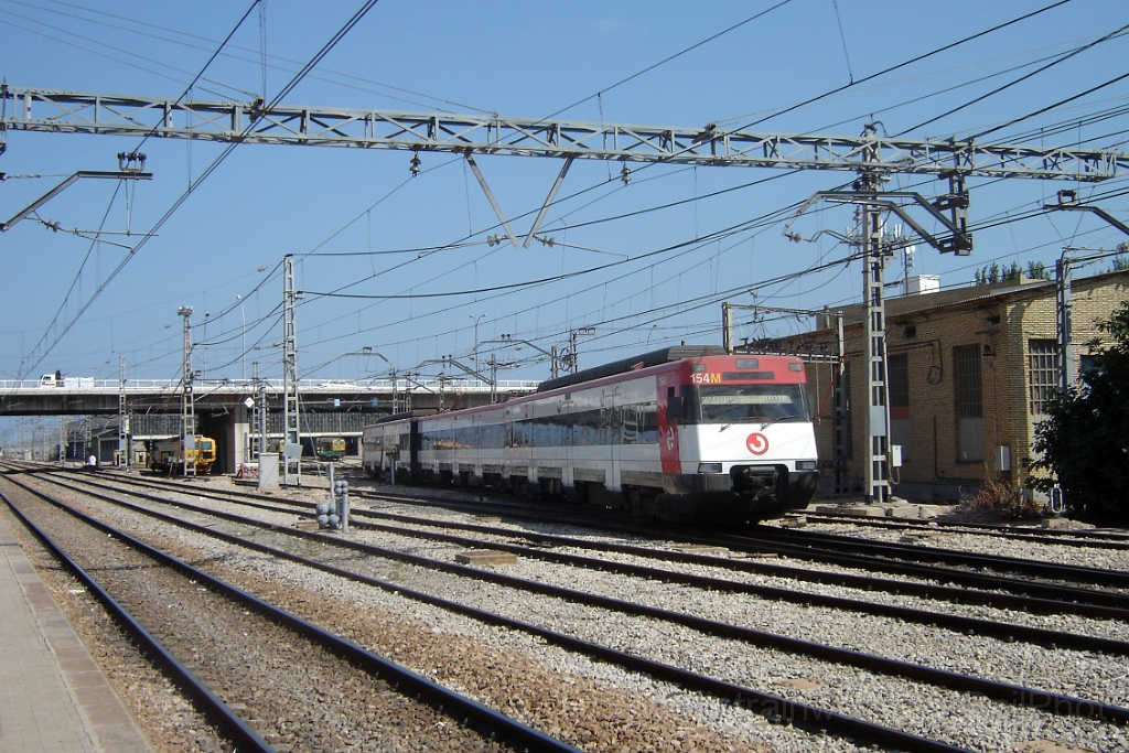 1088-0050-260805.jpg - Renfe 447.154-6 / València - Fuente San Luis 26.8.2005