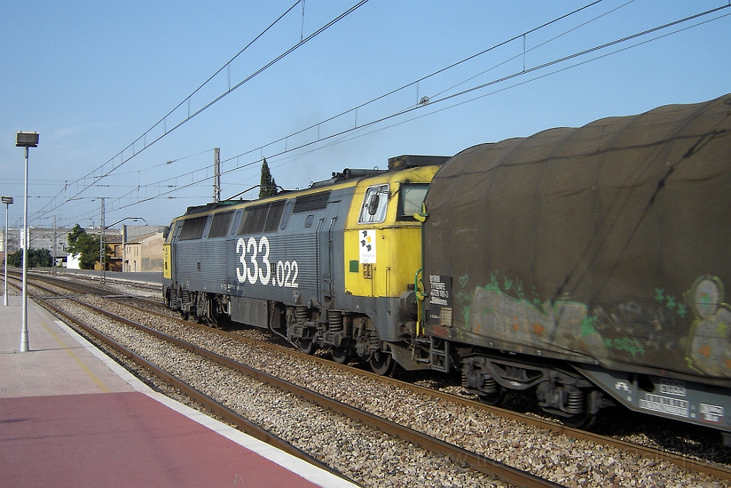 1091-0020-020905.jpg - Renfe 333.022-2 / Algemesi 2.9.2005