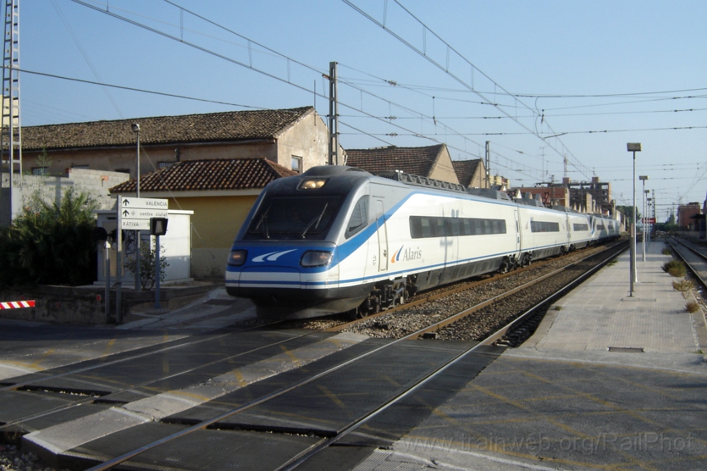 1091-0025-020905.jpg - Renfe 490.207-8 / Algemesi 2.9.2005