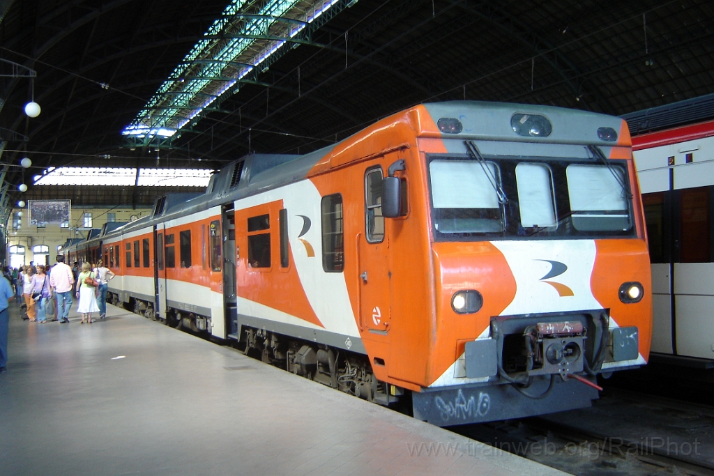 1093-0032-100905.jpg - Renfe 592.254-7 / València - Norte 10.9.2005