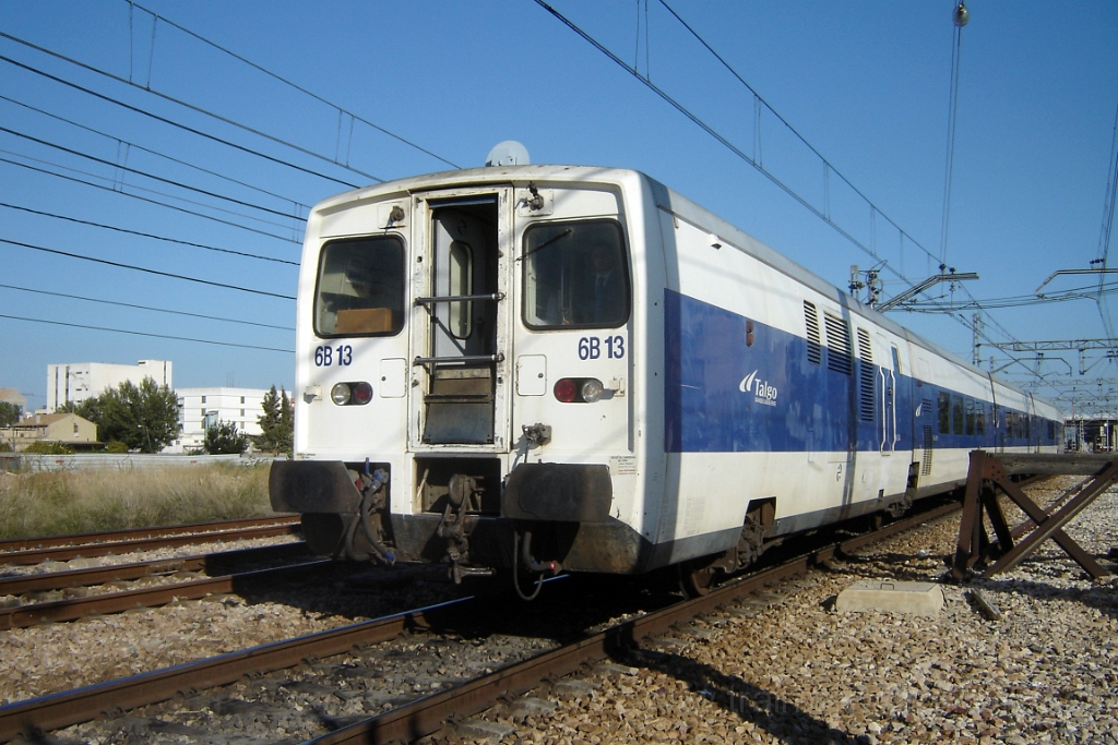 1114-0048-151005.jpg - Renfe Talgo 6B13 / València - Fuente San Luis 15.10.2005