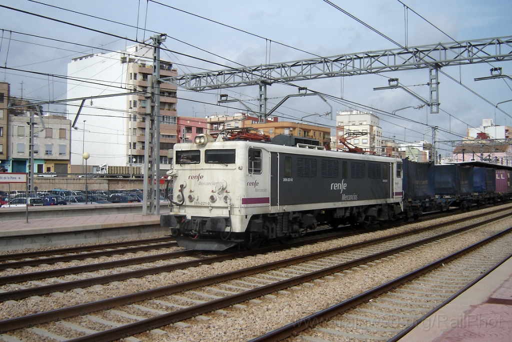 1123-0046-281005.jpg - Renfe 269.221-8 / Sagunt 28.10.2005