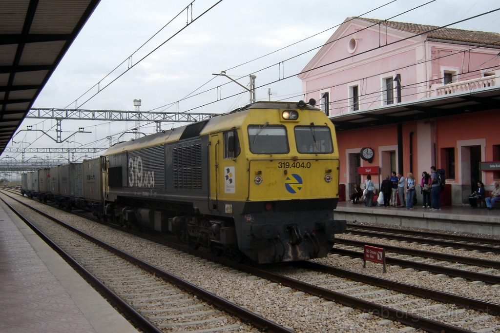 1125-0031-281005.jpg - Renfe 319.404-0 / Sagunt 28.10.2005