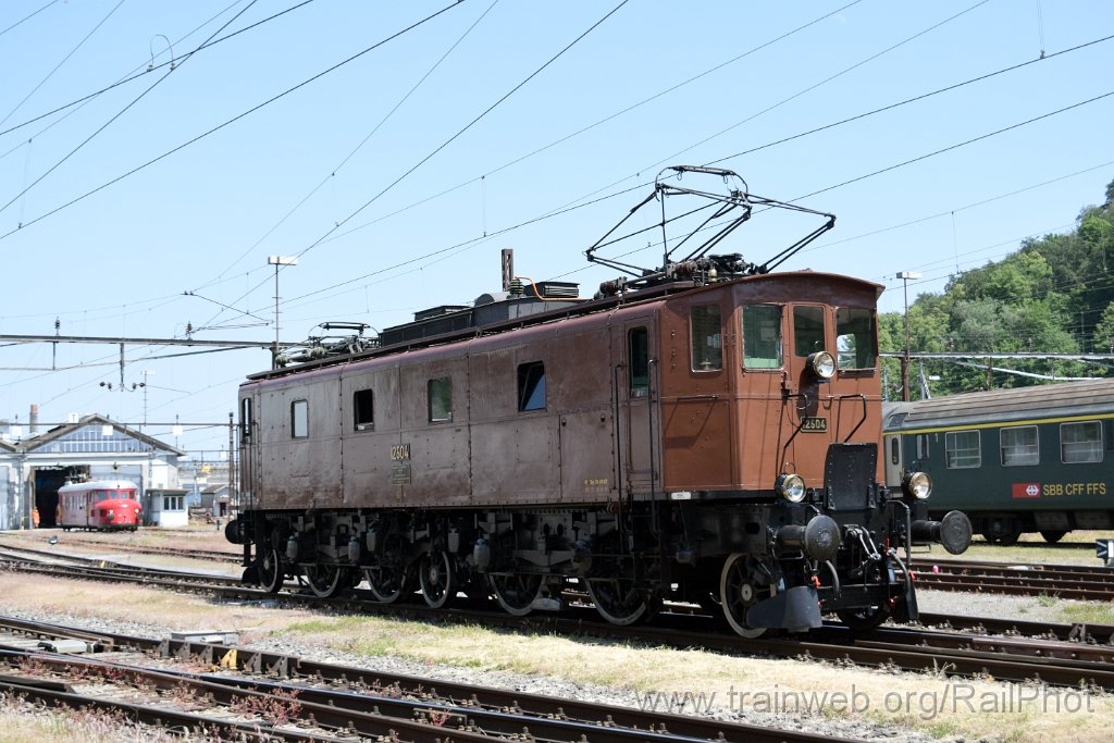 8602-0020-270523.jpg - SBB-CFF Be 4/7 12504 + RAe 2/4 1001 / Olten 27.5.2023