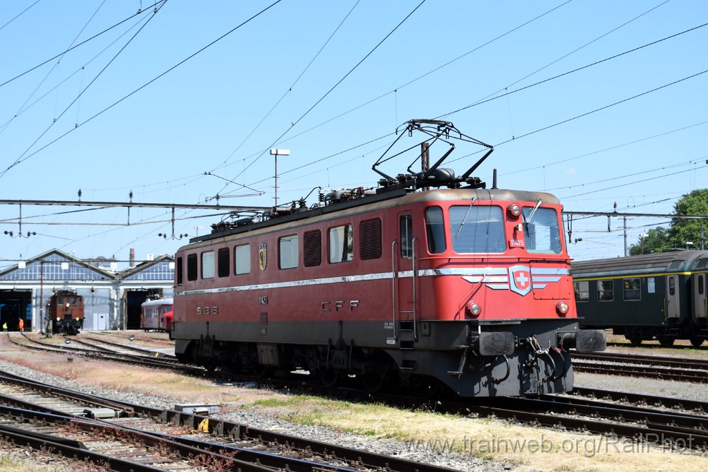 8602-0050-270523.jpg - SBB-CFF Ae 6/6 11425 "Genève" + Be 4/7 12504 / Olten 27.5.2023