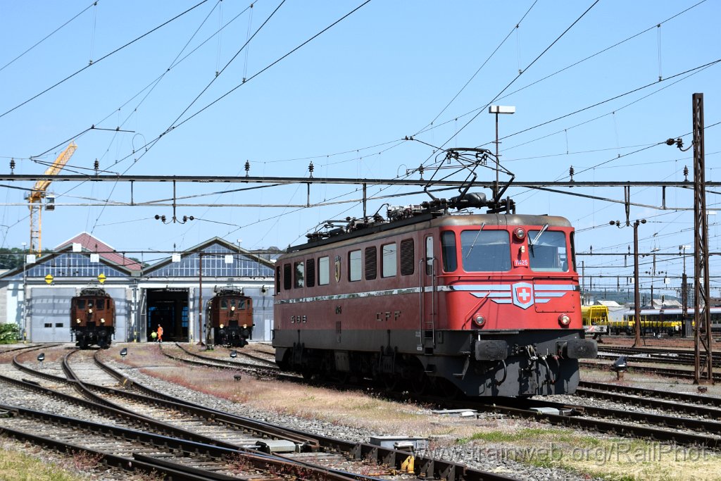 8603-0005-270523.jpg - SBB-CFF Ae 6/6 11425 "Genève" + Be 4/7 12504 + Ae 3/6" 10439 / Olten 27.5.2023