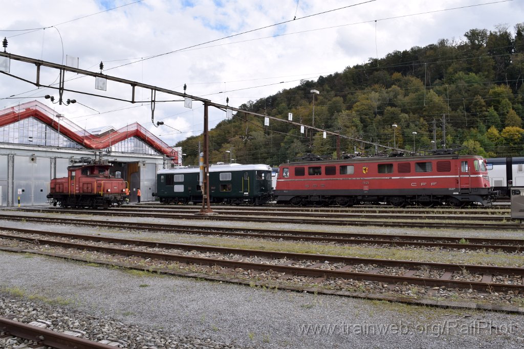 8836-0016-211023.jpg - SBB-CFF Ae 6/6 11425 "Genève" + Bm 4/4" 18451 + Ee 3/3 16388 / Olten 21.10.2023