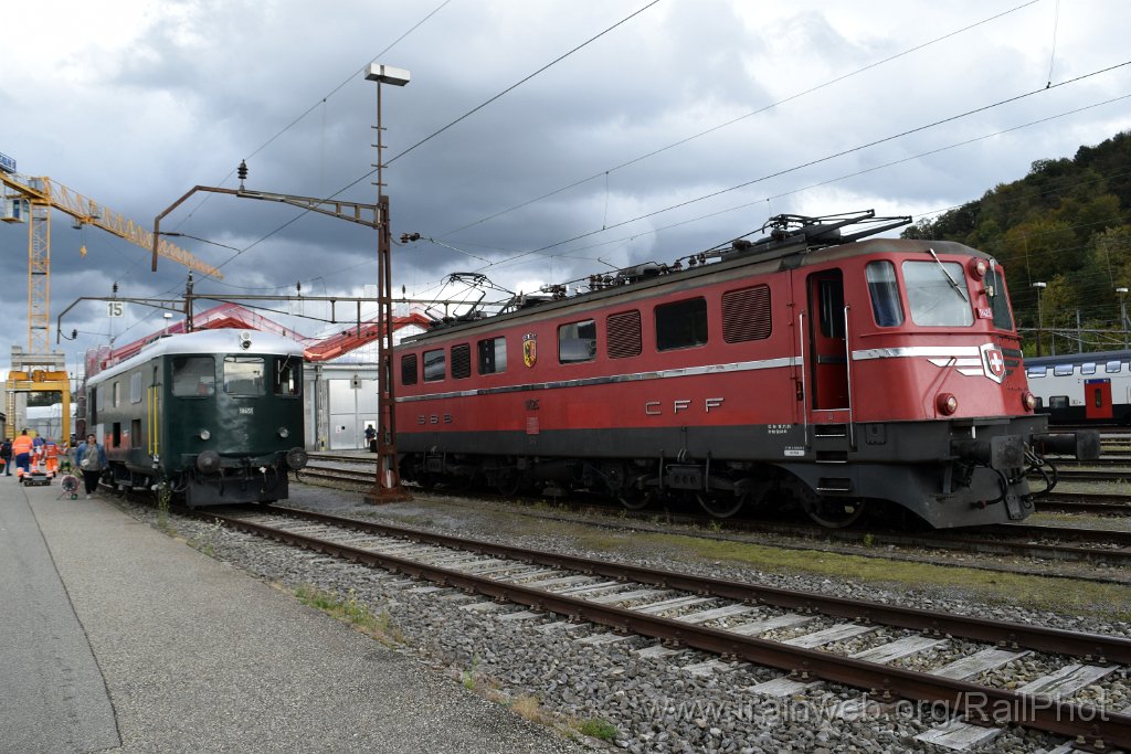 8849-0044-211023.jpg - SBB-CFF Bm 4/4" 18451 + Ae 6/6 11425 "Genève" / Olten 21.10.2023