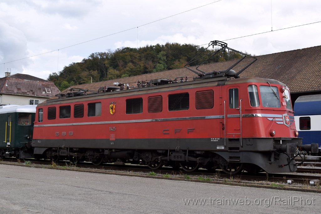 8851-0022-211023.jpg - SBB-CFF Ae 6/6 11425 "Genève" / Olten 21.10.2023