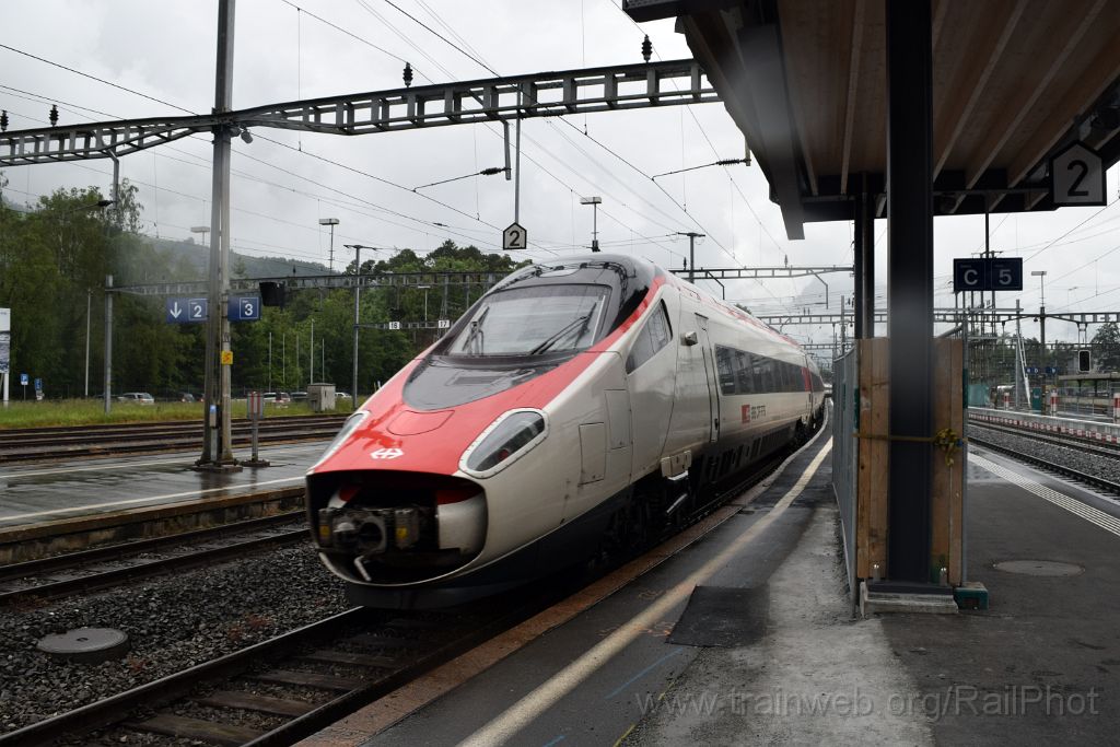 3936-0040-050616.jpg - SBB-CFF ETR 93 85 5 610.009-8 / Arth-Goldau 5.6.2016