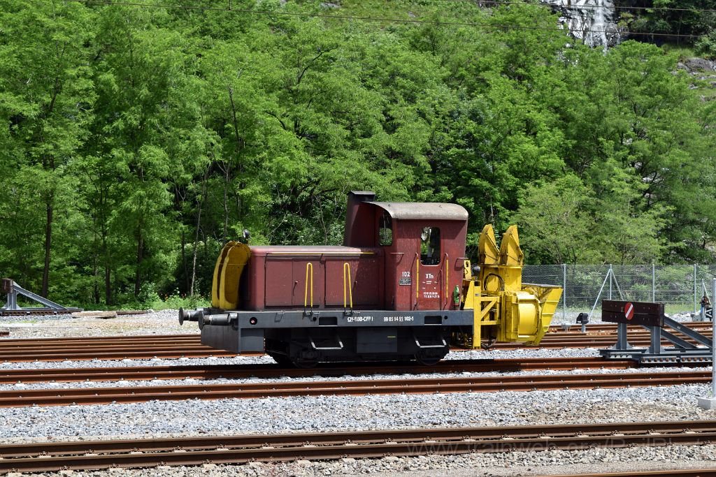 3939-0001-050616.jpg - SBB-CFF XTm 102 / Biasca 5.6.2016